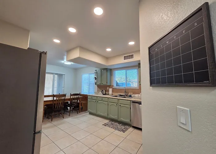Arizona Southwest Hideaway - Games, Bbq, & More! No Fees! Holiday home Chandler