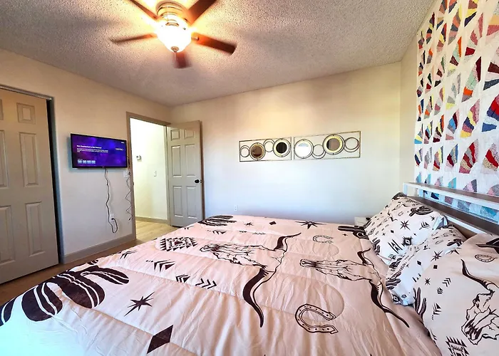 Arizona Southwest Hideaway - Games, Bbq, & More! No Fees! * Chandler